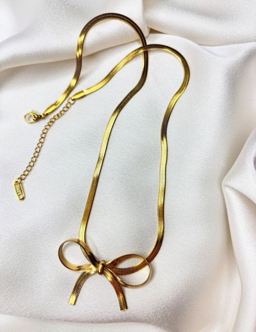 Bow In Snake Chain