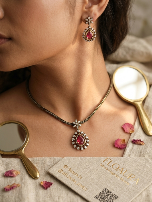Pink Teardrop Stone With Flower Necklace Set With Earrings
